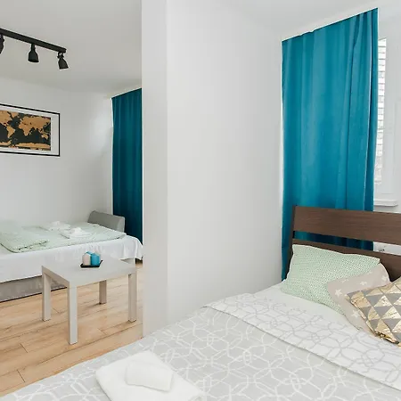 Shortstaypoland Grzybowska Warsaw Exterior photo